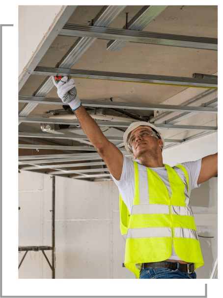 Operarió en obra LIV